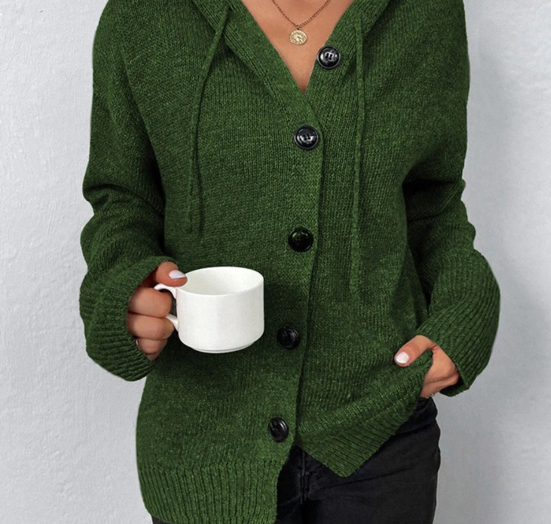 Bequeme Strickjacke aus Wolle mit V-Ausschnitt